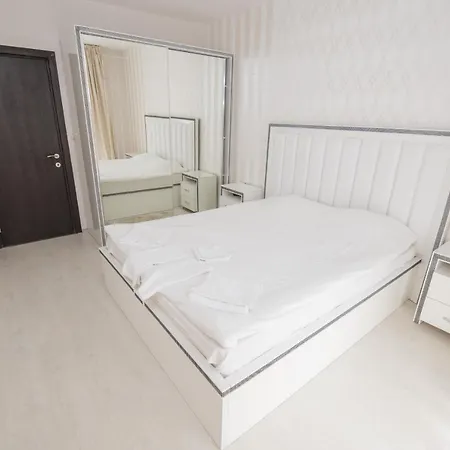 Primea 公寓式酒店 茨雷沃